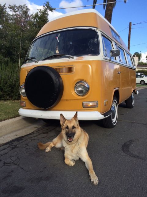 1972 VW Bus Camper Hightop 1972 Volkswagen Bus/Vanagon Deluxe