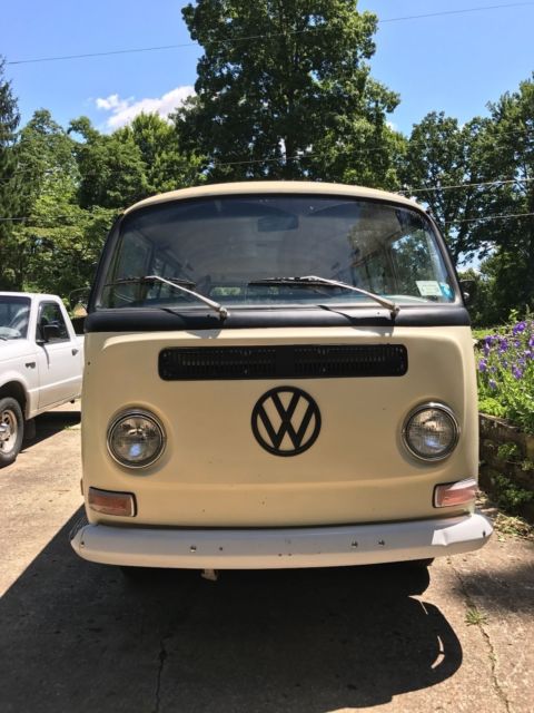 1972 Volkswagen Bus/Vanagon Deluxe - photo 11