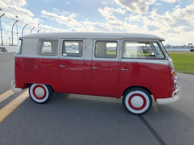 1972 Volkswagen Bus/Vanagon DELUXE - photo 3