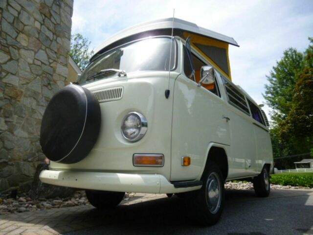1972 Volkswagen Bus/Vanagon Westfalia Camper Van * VW BUS * Road Trip - photo 8