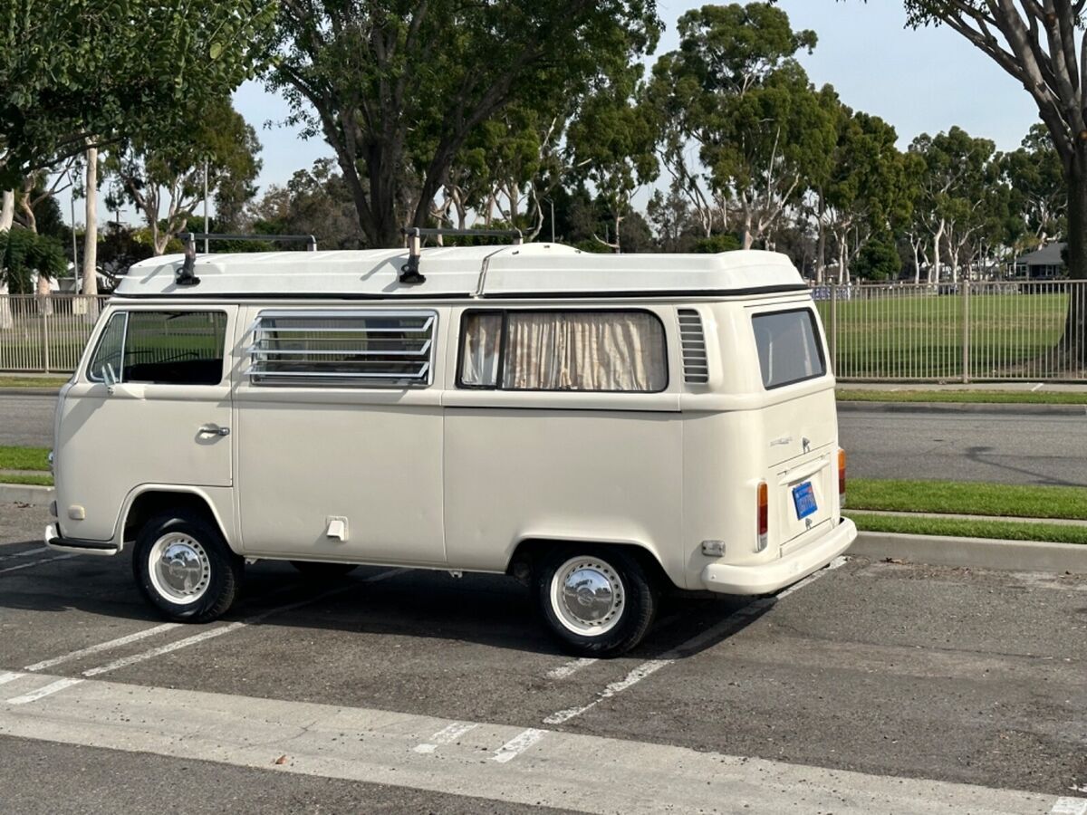 1972 Volkswagen Bus/Vanagon - photo 3