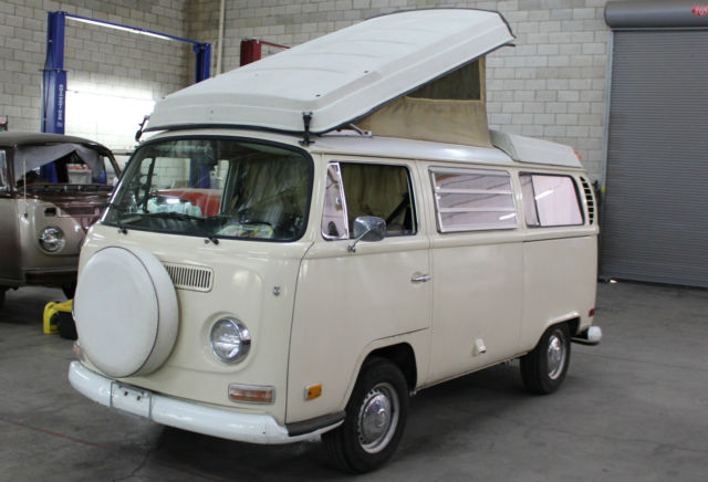 1972 Volkswagen Bus/Vanagon