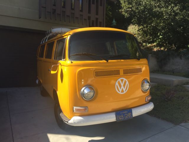 1972 VW Westfalia 1972 Volkswagen Bus/Vanagon Westfalia