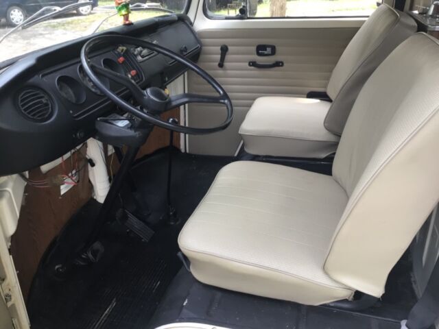1972 Volkswagen CAMPER BUS - photo 10