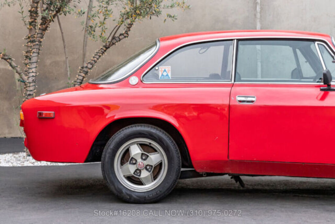 1973 Alfa Romeo GTV 2000 - photo 12