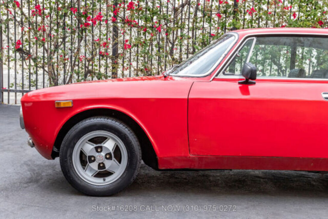 1973 Alfa Romeo GTV 2000 - photo 13