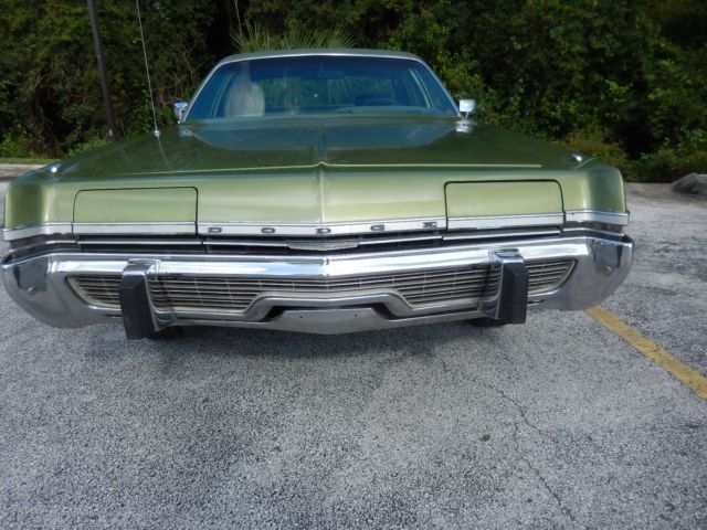 1973 400 ci Big Block Dodge Monaco Brougham, top of the line, hidden headlights 1973 Dodge Monaco Brougham