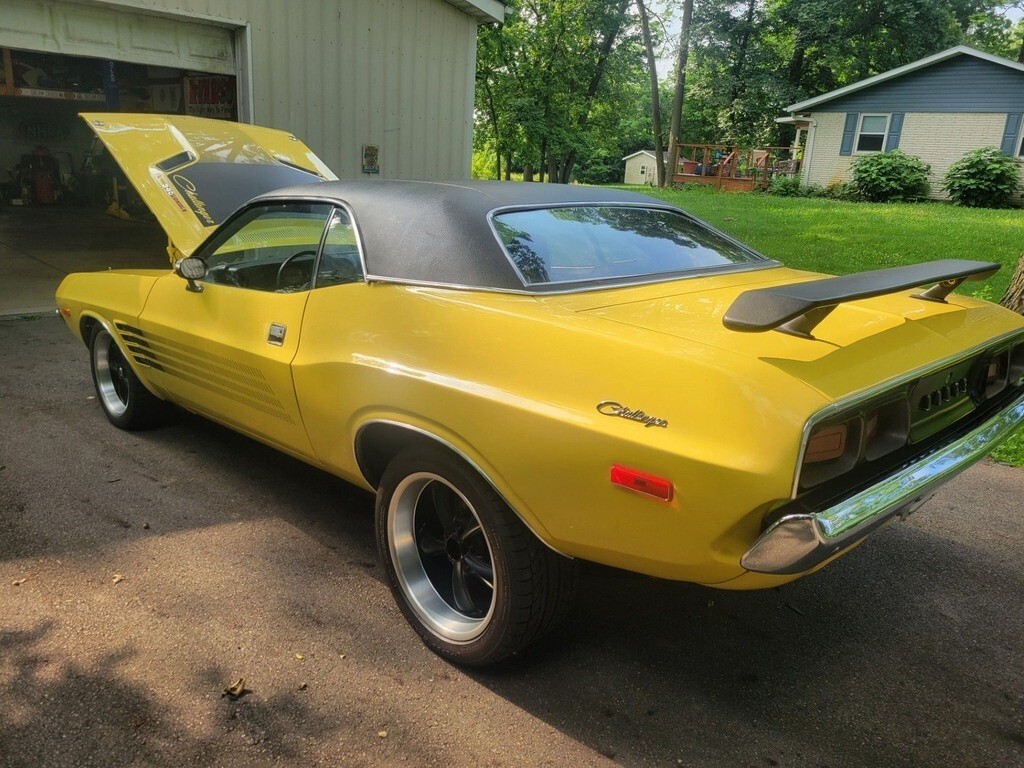 1973 Dodge Challenger Rallye Resto-Mod (2023) Stock Number 9701975 - photo 11