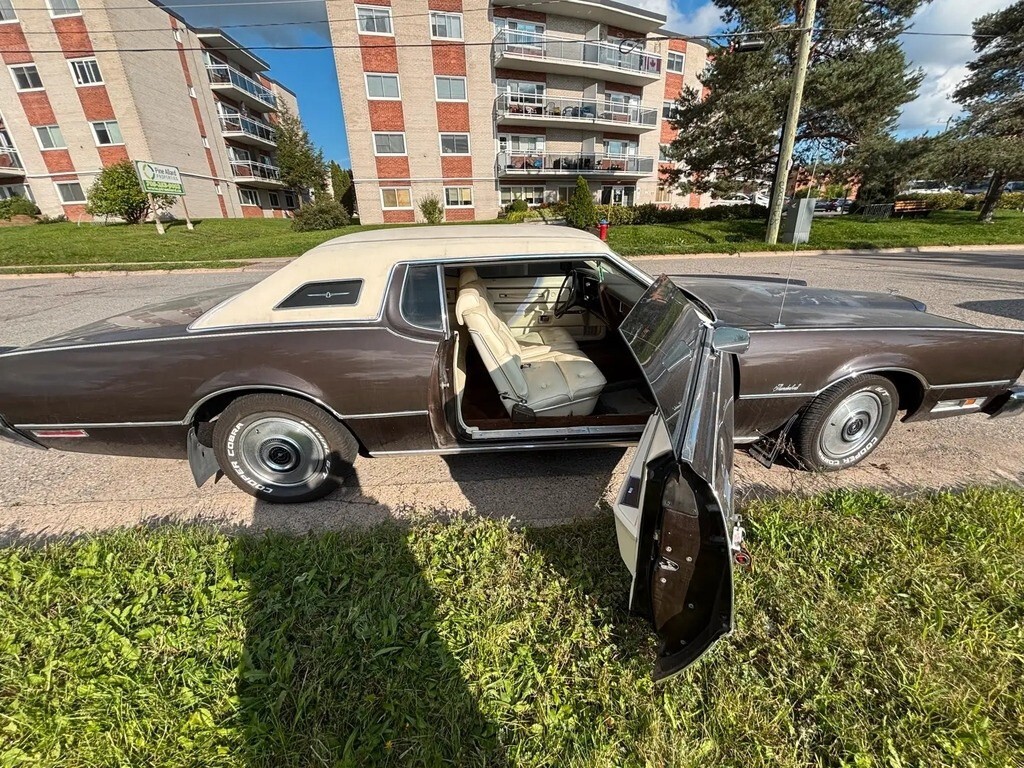 1973 Ford Thunderbird Classic 2Dr Stock Number 4141768 - photo 4