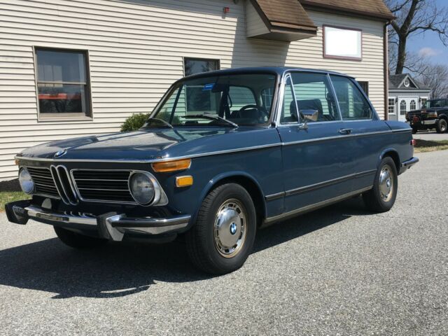 1973 BMW 2002 "Roundie" 1973 BMW 2002