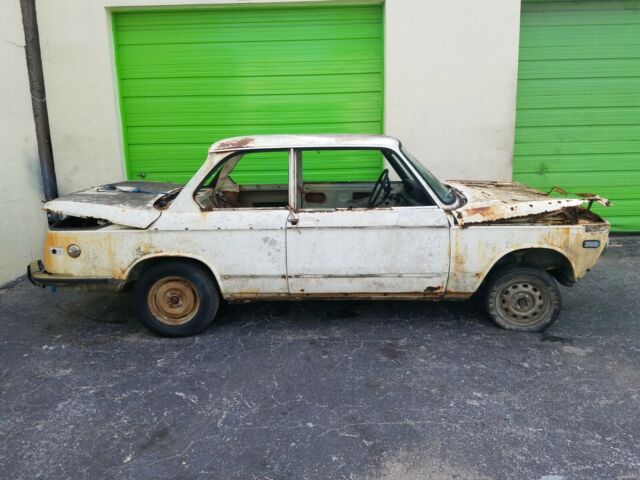 1973 BMW 2002 Roundie,Original Purchase Title in Hand,Need Complete Restoration 1973 BMW 2002