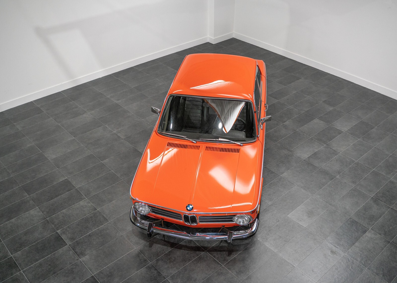 1973 BMW 2002 Tii M2 - Rotisserie Restoration - Collector Grade - photo 4