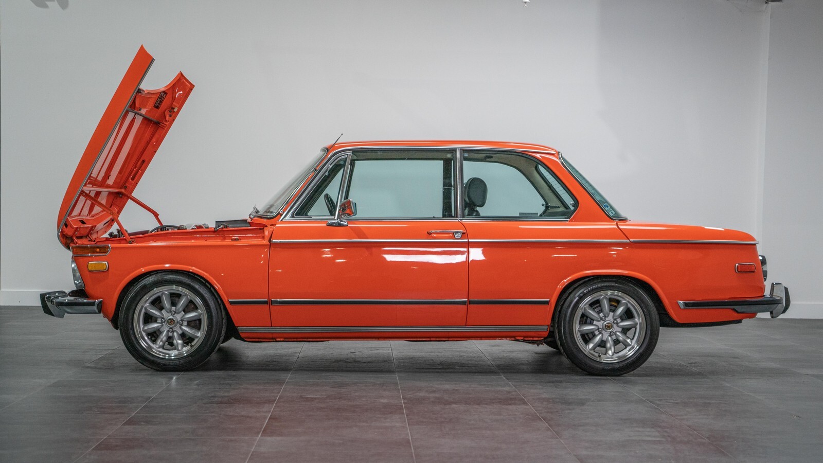 1973 BMW 2002 Tii M2 - Rotisserie Restoration - Collector Grade - photo 6