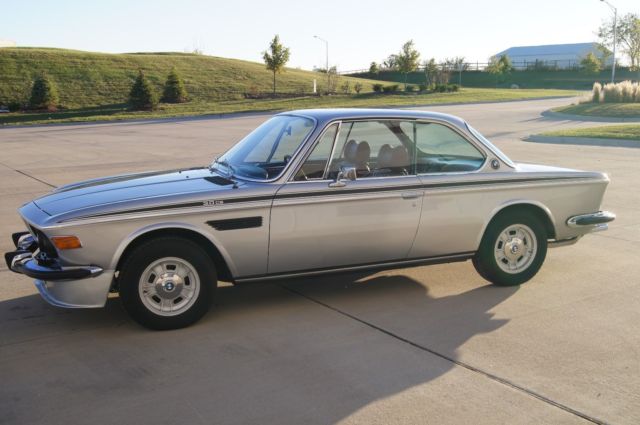 1973 BMW 3.0cs e9 Polaris Silver on Red Vintage Classic 1973 BMW 3-Series 3.0cs 2800cs csi csl