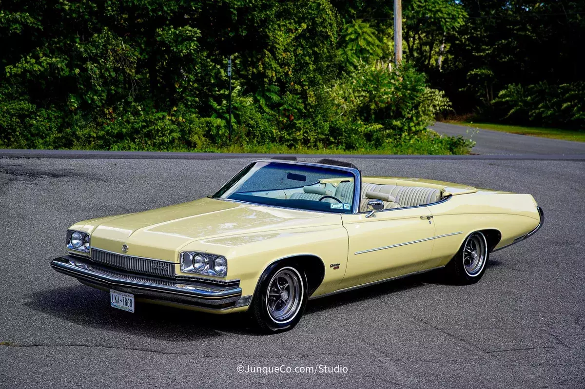 1973 Buick Centurion - Fully Serviced in April, Hidden High End Bluetooth Stereo 1973 Buick Centurion Restored