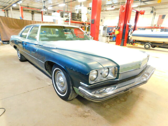 1973 Buick LeSabre T1283558 1973 Buick LeSabre