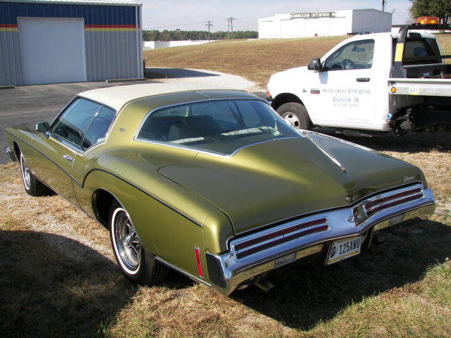 1973 Buick Riviera Base Hardtop 2-Door - photo 2