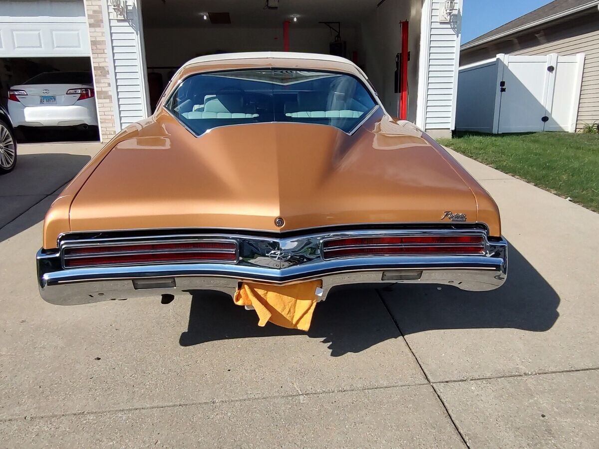 1973 Buick Riviera - photo 6