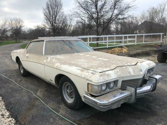 1973 Buick Riviera Red White - photo 12