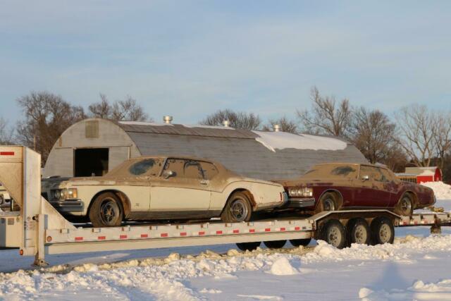 1973 Buick Riviera Red White - photo 4