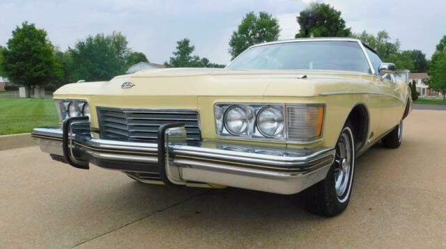 1973 BUICK RIVIERA GRAN SPORT BAMBOO CREAM BOATTAIL 455 Automatic 1973 Buick Riviera GRAN SPORT