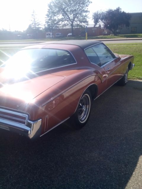 1973 Buick Riviera GS - photo 2