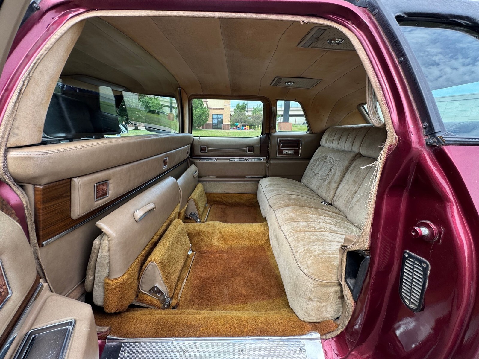 1973 Cadillac Fleetwood Limousine - photo 12