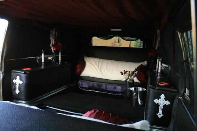 1973 Cadillac DeVille Limo - photo 2