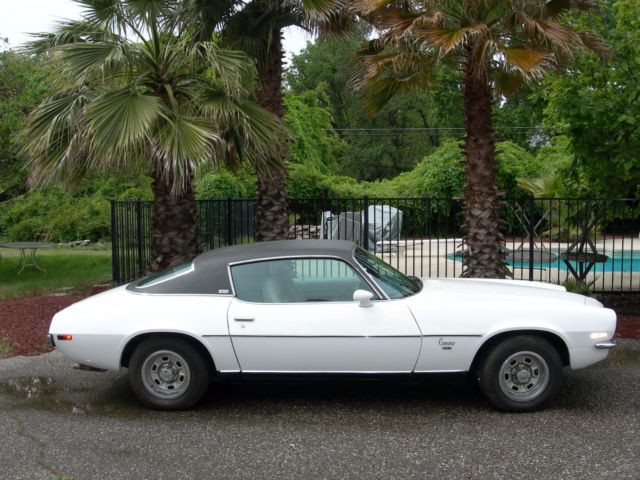 1973 Chevrolet Camaro White with Black Vinyl Top - photo 3