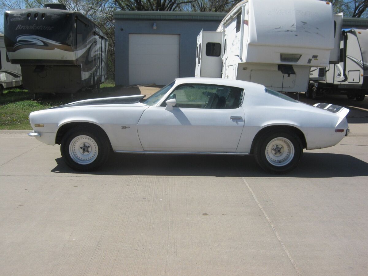 1975 Chevrolet Camaro - photo 8