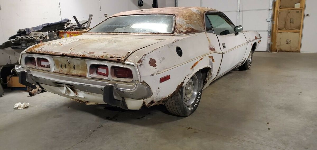 1973 Dodge Challenger - photo 3
