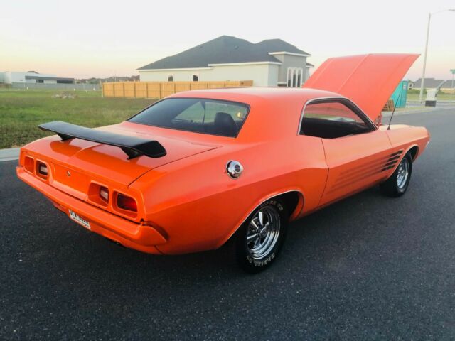 1973 Dodge Challenger 440 Mopar Magnum Muscle Car - photo 4