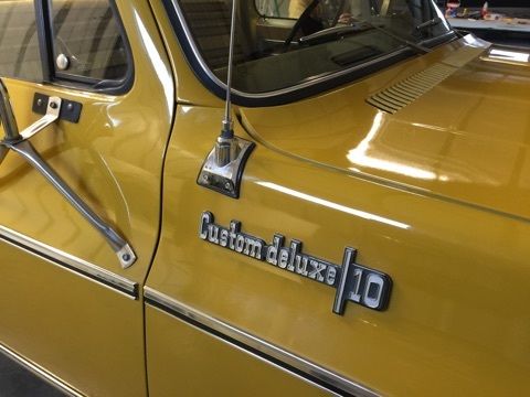 1973 Chevrolet C-10 Custom Deluxe - photo 10
