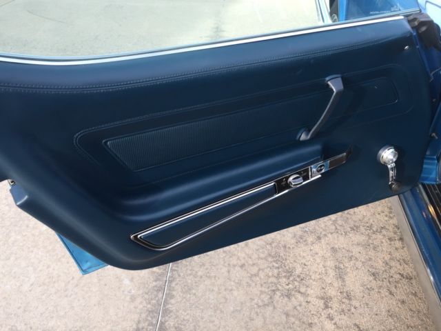 1973 Chevrolet Corvette T-Top Coupe - photo 13