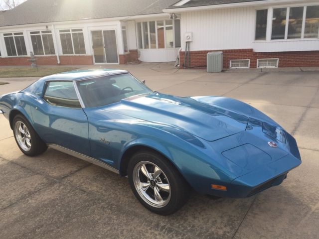 1973 Chevrolet Corvette T-Top Coupe - photo 2