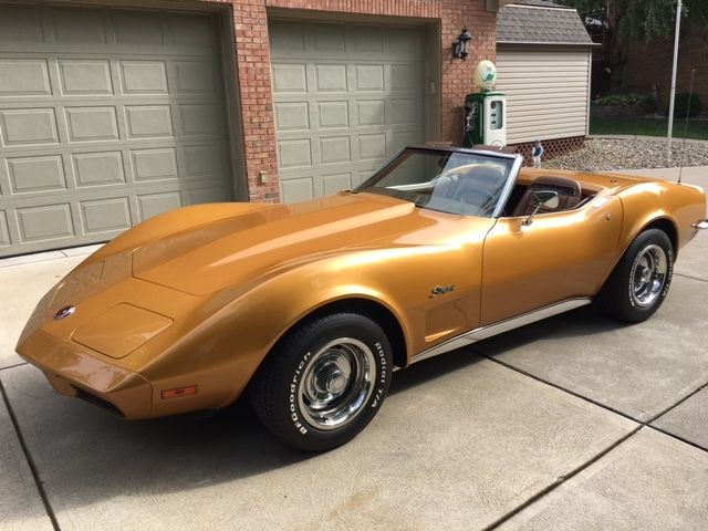 1973 Chevrolet Corvette Convertible - 350 4-Speed Show condition Stingray 1973 Chevrolet Corvette
