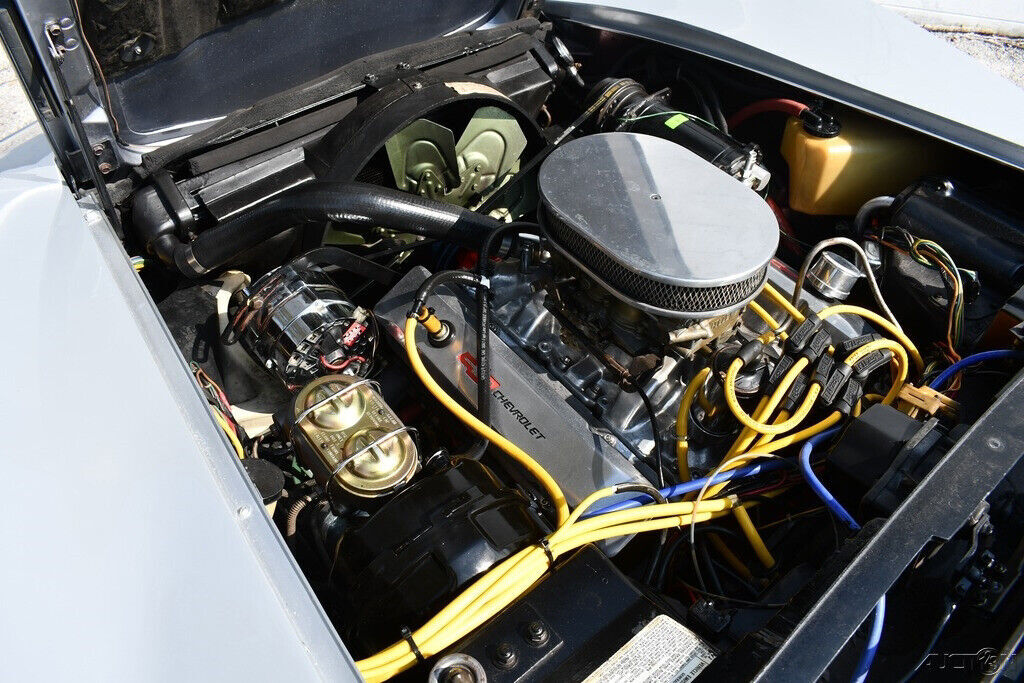1973 Chevrolet Corvette Amazing Stunning Rare color combo a/c - photo 8