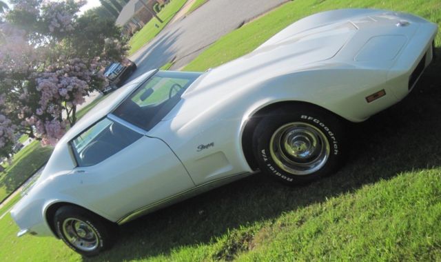 1973 CHEVROLET CORVETTE T-TOP WHITE FRAME-ON RESTORATION/REBUILD GREAT CONDITION 1973 Chevrolet Corvette