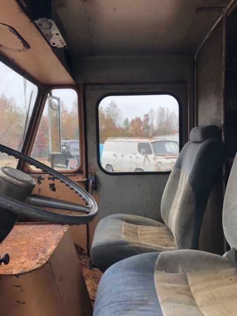 1973 Chevrolet Other Pickups Chevy P10 step Van - photo 13