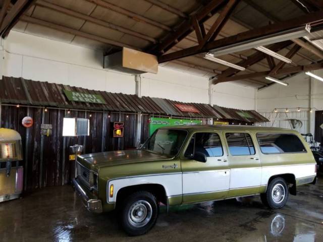1973 Chevrolet Suburban Cheyenne Super - photo 4