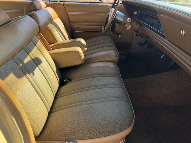 1973 Chrysler Newport Custom - photo 13