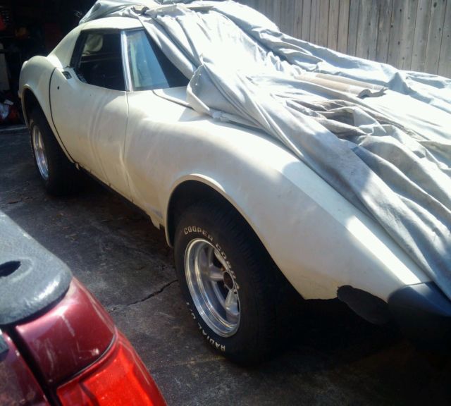 1973 Chevrolet Corvette t-top/convertible - photo 7