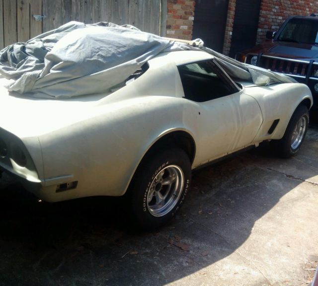 1973 Chevrolet Corvette t-top/convertible - photo 12