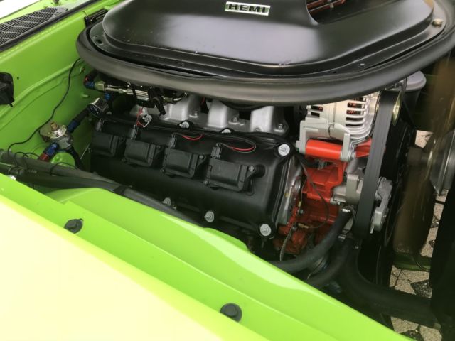 1973 Plymouth Barracuda REST MOD HEMI W/ SHAKER - photo 13