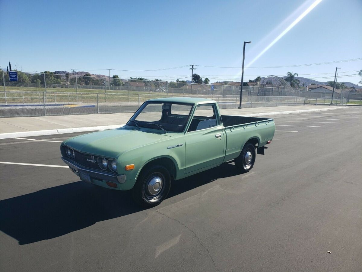 1973 Datsun 620 classic pickup and is in perfect original condition. Rare model. 1973 Datsun Pickup