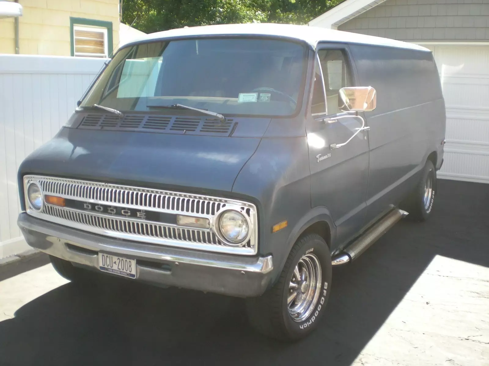 1973 Dodge E-Series Van