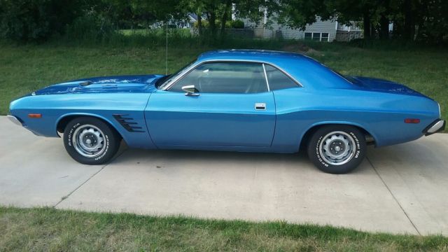 1973 Dodge Challenger 340/4 speed 1973 Dodge Challenger