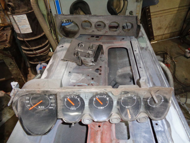 1973 Dodge Challenger - photo 11