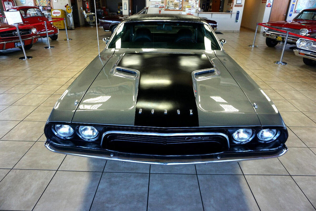 1973 Dodge Challenger Rallye 2-Door - photo 12