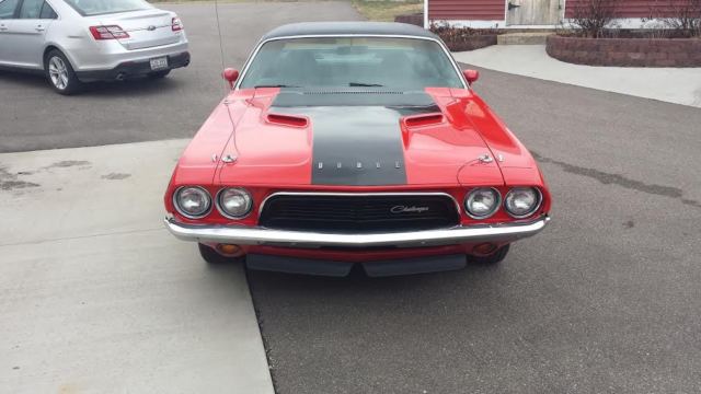 1973 Dodge Challenger 2 door vynyl roof - photo 4